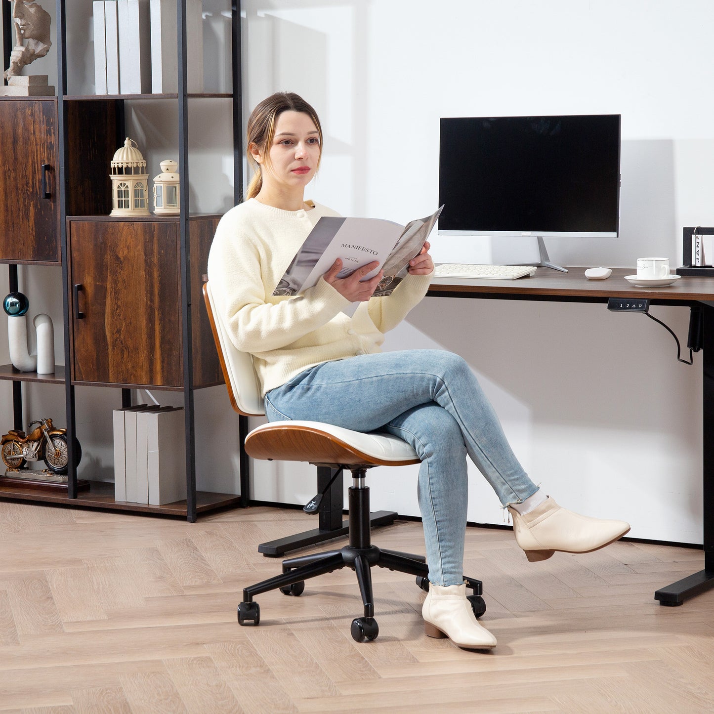 Leather Desk Chair With Adjustable Height, 360 Swivel