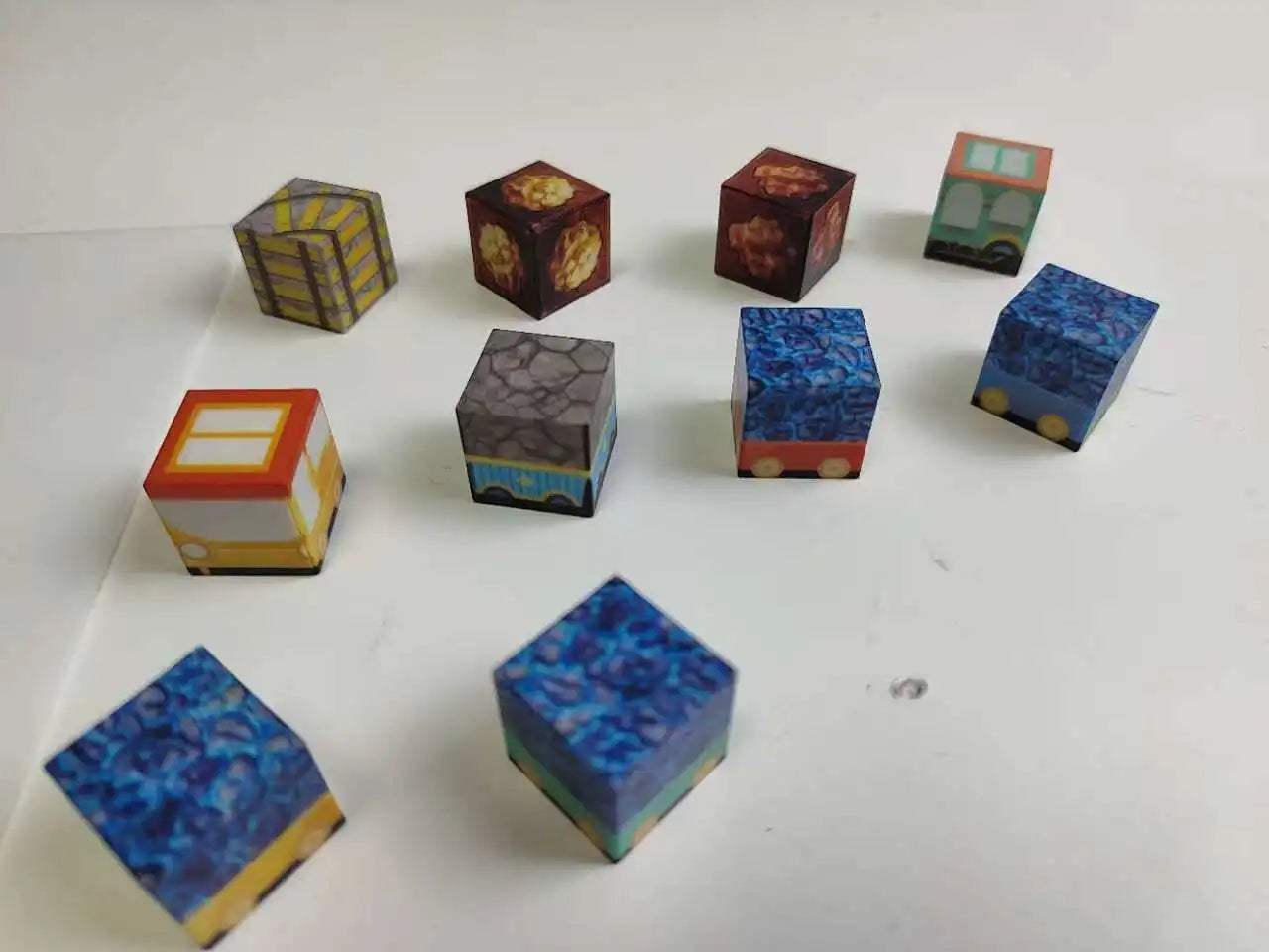 1pc random set of 100-piece small multi-color magnetic building Block Manipulatives