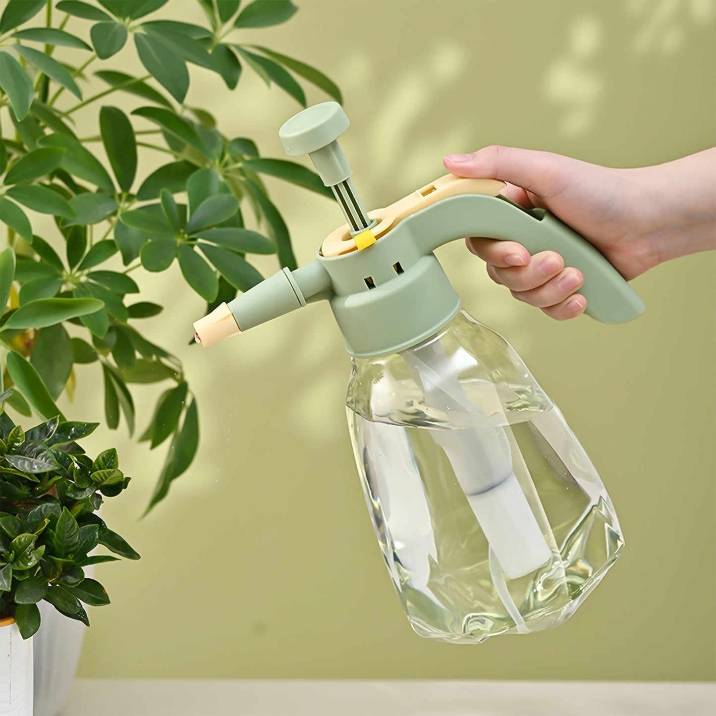 1.5L Large Pressure Sprayer Watering Can for Gardening